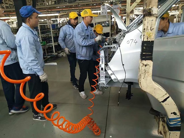 汽修專業(yè)學(xué)生在河北保定就業(yè)