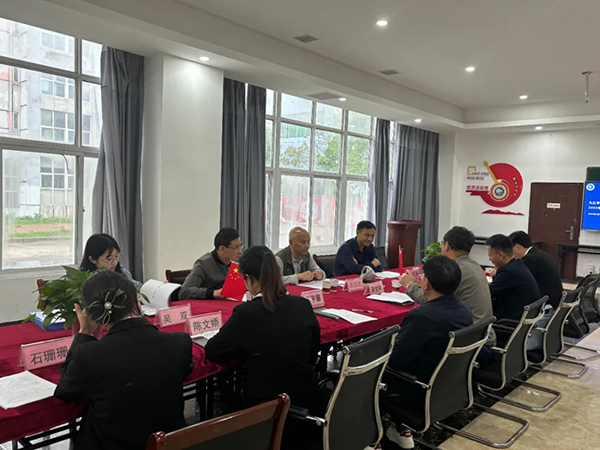 年檢評估明方向 踔厲奮發(fā)啟新航 | 九江市教育局專家組蒞臨我校檢查指導(dǎo)工作